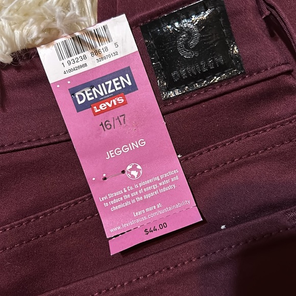 Levis Denizen Jeggings - Picture 7 of 7